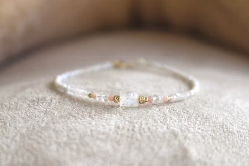 手鍊 蛋白石 月光石 - 意外驚喜 -