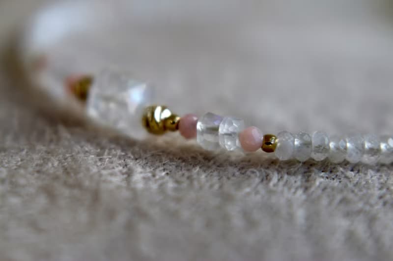 手鍊 蛋白石 月光石 - 意外驚喜 -