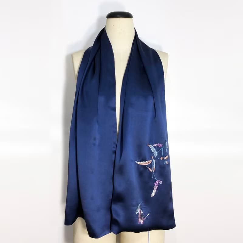 【母親節禮盒】蝴蝶花卉手工刺繡釘珠真絲雙面圍巾絲巾披肩
