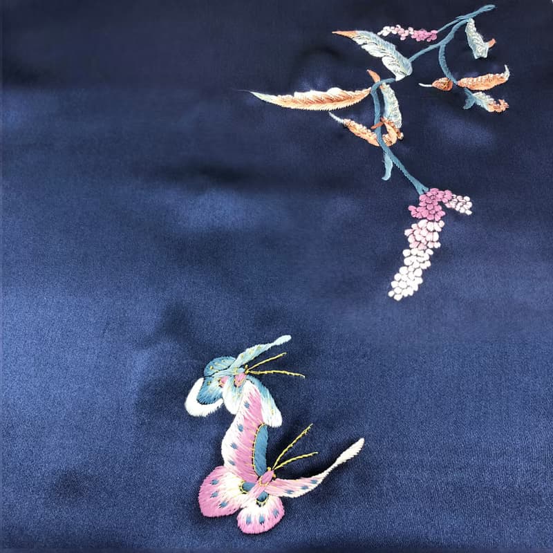 【母親節禮盒】蝴蝶花卉手工刺繡釘珠真絲雙面圍巾絲巾披肩