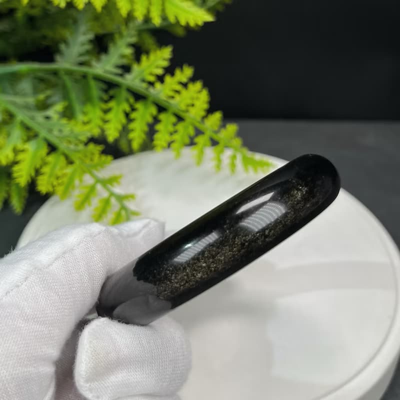 高品質 金曜石手鐲 59MM 玉化灑金金沙黑曜石手環 耀眼靈動解壓