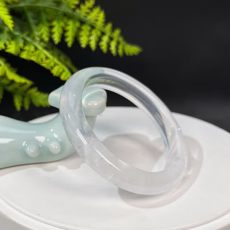 冰透白水晶手鐲 54MM 星光閃片白色水晶手環 精神平和 半山半水