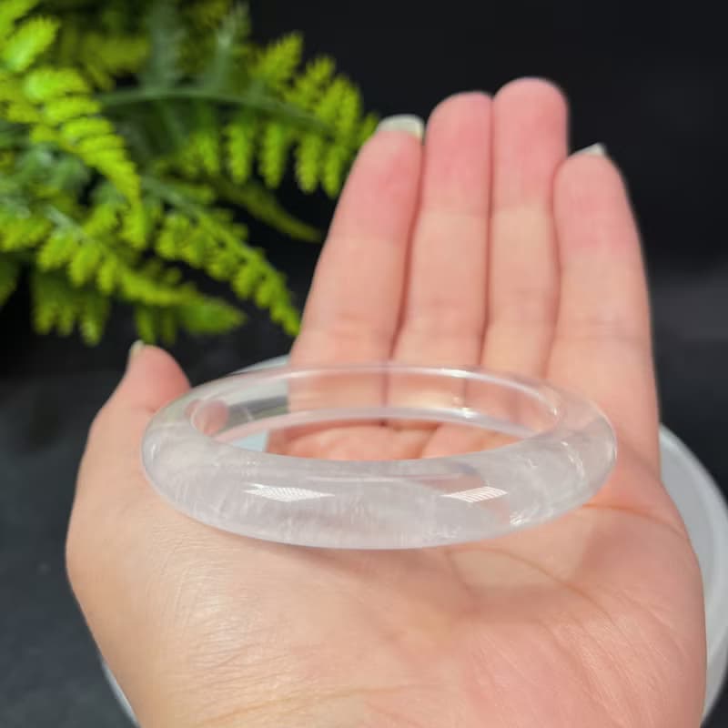 冰透白水晶手鐲 54MM 星光閃片白色水晶手環 精神平和 半山半水