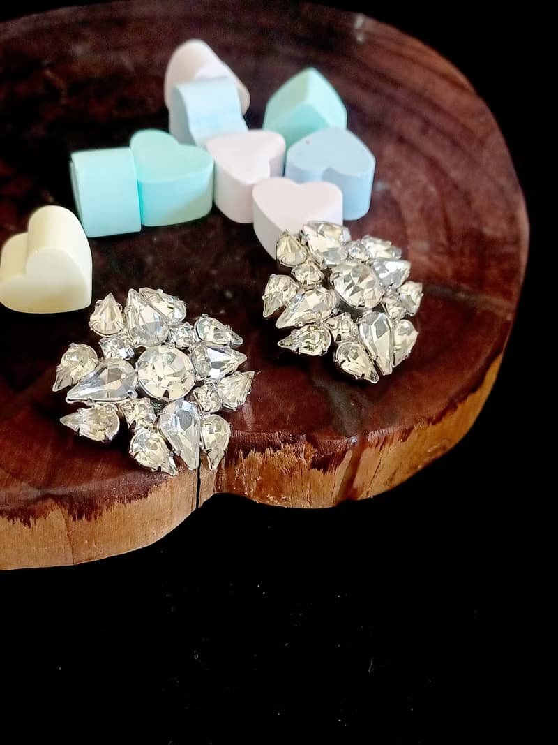 vintage jewelry WARNER 古董炫目透萊茵花卉 夾式耳環