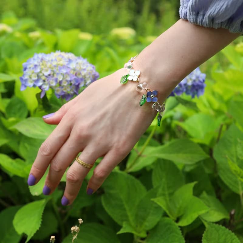 雨の雫と紫陽花のブレスレット