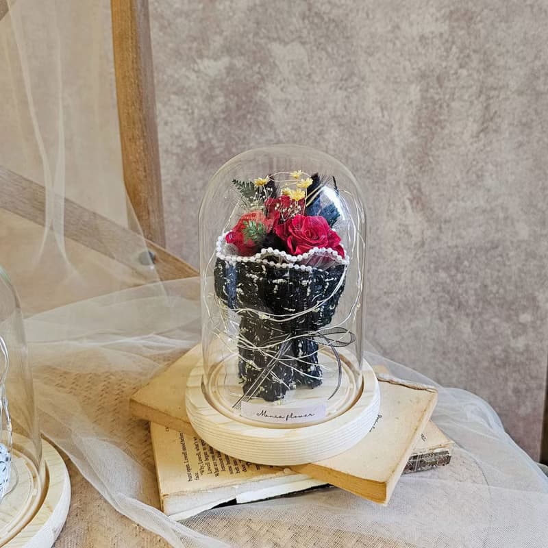 迷你玫瑰花束玻璃鐘罩/現貨/快速出貨