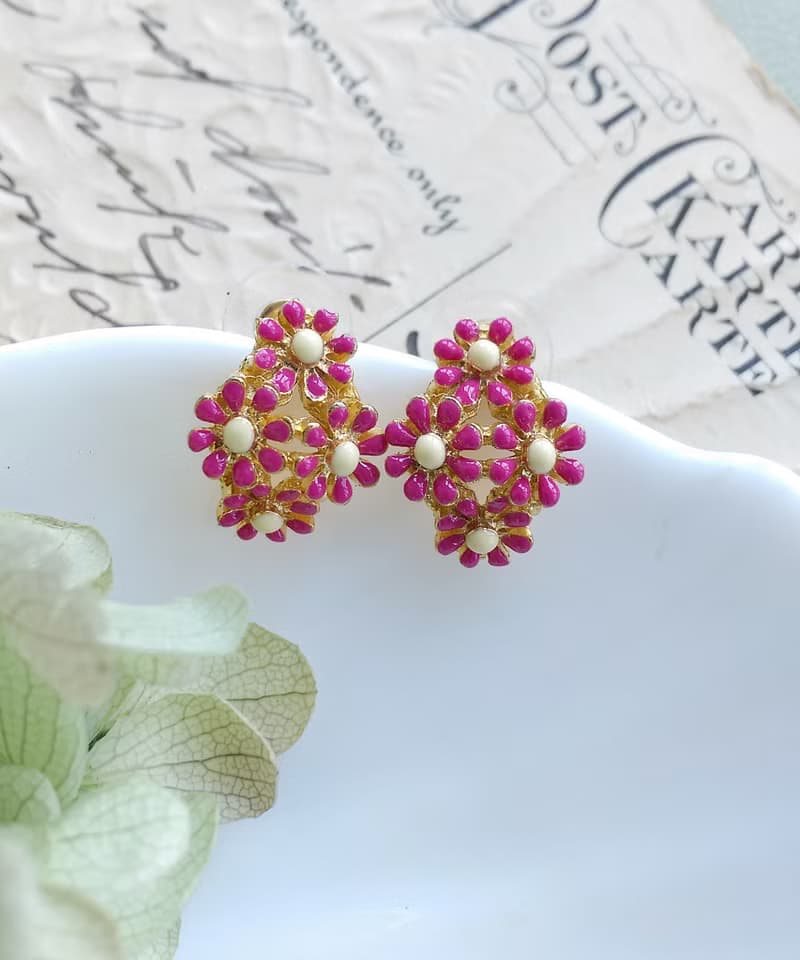 Vintage Jewelry 西洋古董飾品 秀氣 別緻小花朵 針式耳環