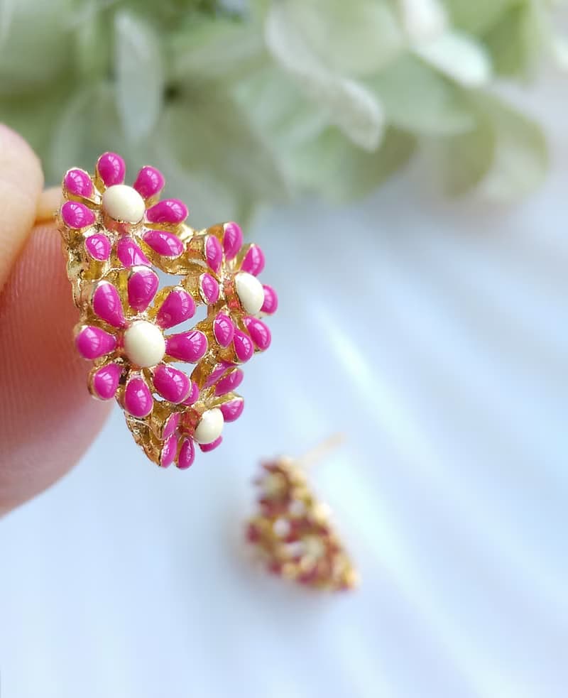 Vintage Jewelry 西洋古董飾品 秀氣 別緻小花朵 針式耳環