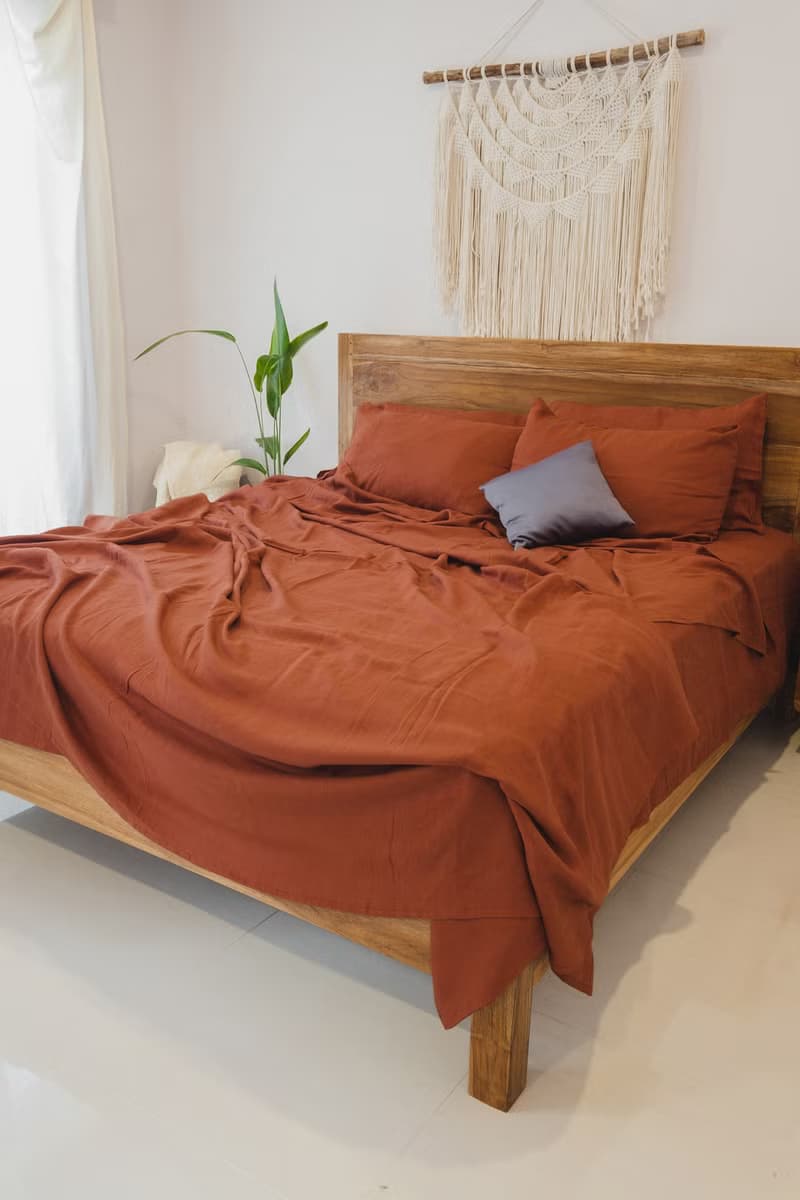 Redwood linen sheet set / Flat+fitted sheet+2 pillowcases / Red bedding