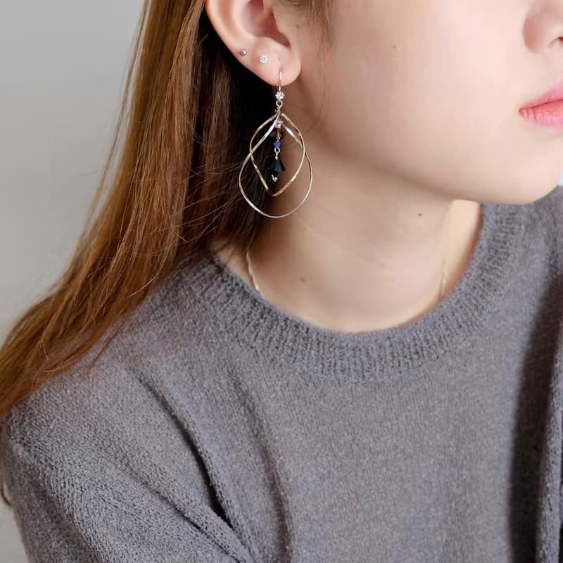 Amanda | 變形旋轉個性Swarovski水晶耳環 | 不同角度不同形狀