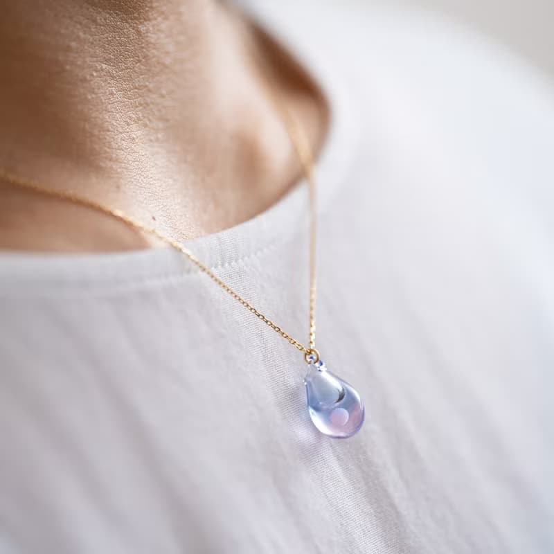 チェーンが選べる　夕凪moonアロマネックレス