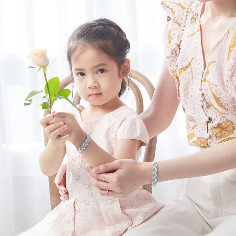 【禮物】葉子蕾絲捷克水晶純銀手鍊/手環-莫蘭迪綠+象牙白親子款