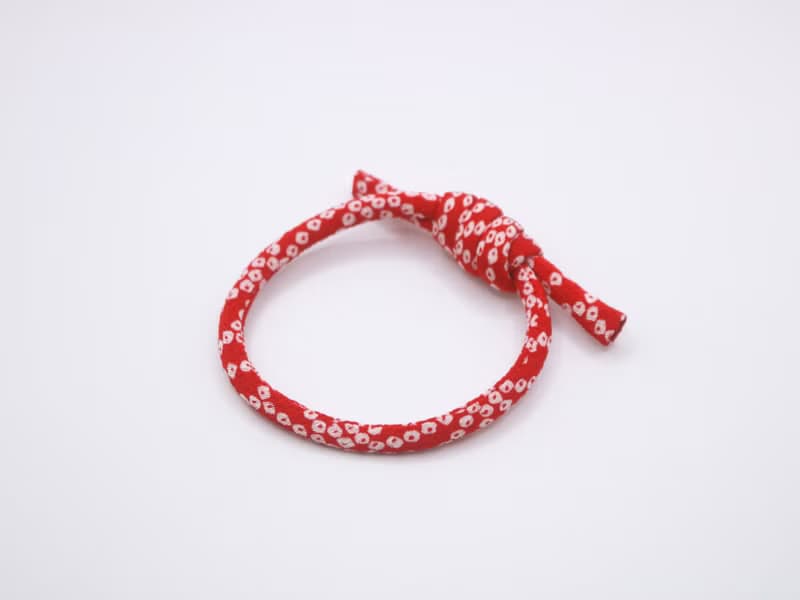 日本製手工紅色和風縮緬布結繩手鍊　緣起吉祥飾品