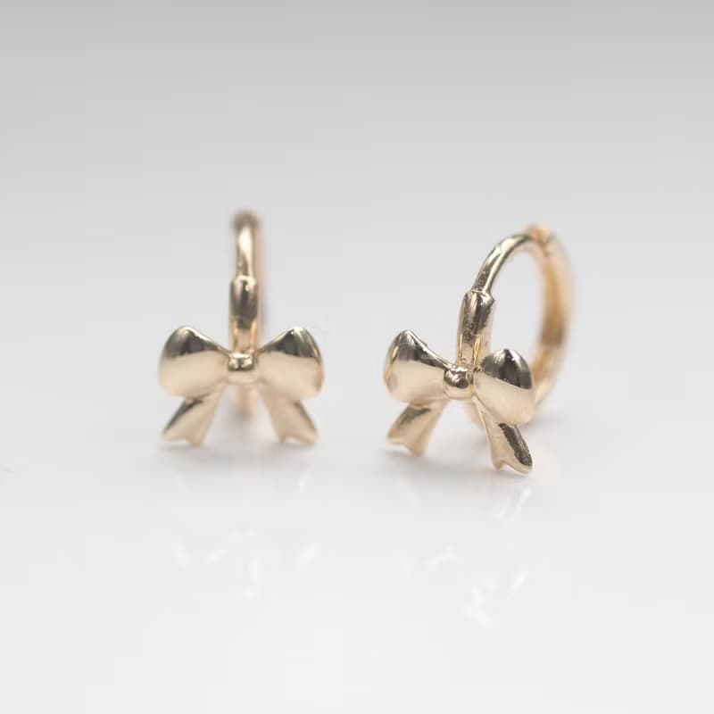14K Gold Butterfly Lock Earring 金蝴蝶結耳扣耳環