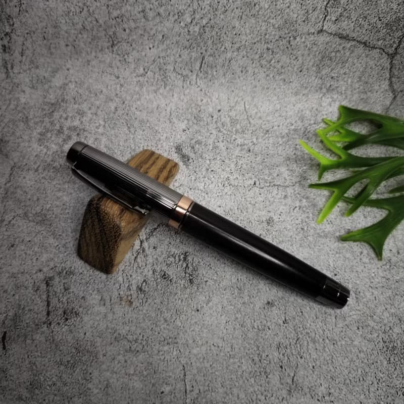 黑檀木  原木 手工筆 鋼珠筆( 卡蜜拉款)