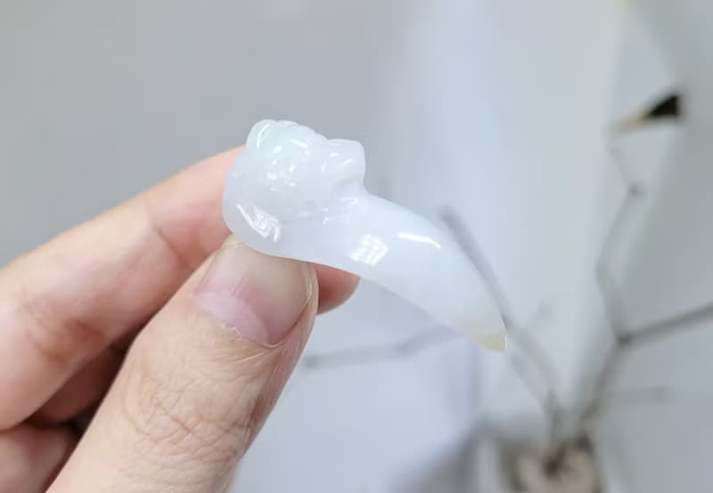 【親翠】天然翡翠 嬌潤飄黃翡龍牙項鍊 畢業禮物