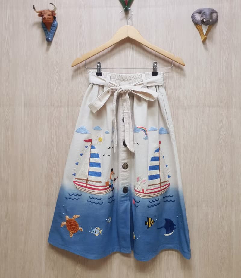 手工刺繡裙子、棉織物、帆船、狐狸、兔子、海