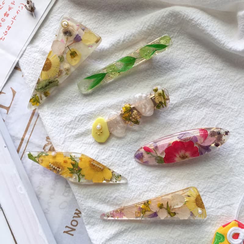 繡球花髮夾【微甜芫荽】 乾燥花 三角形 黃色針菊
