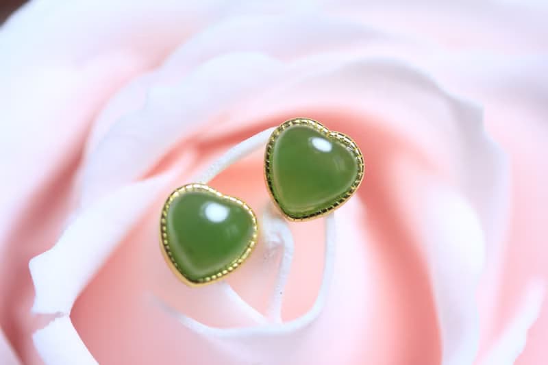 【碧玉愛之心】耳環耳飾耳釘 S925純銀鍍金  新款桃心 新疆和田玉