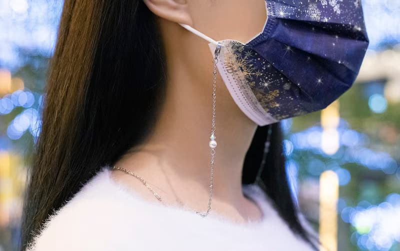 【還可當手鍊、項鍊、眼鏡鍊】飛雪(白)雪花水晶口罩鍊 情人禮物
