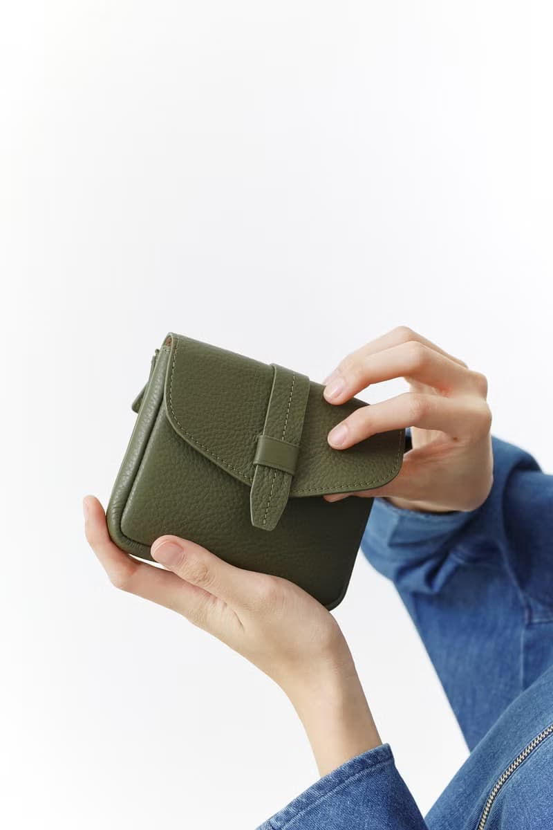 Khloe (Moss green): Micro bag, Short wallet, Crossbody bag, Cow Leather wallet