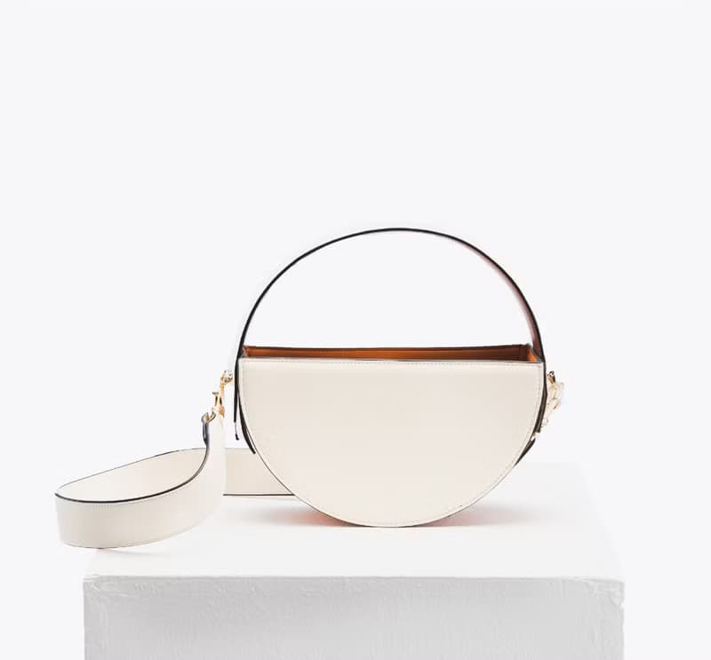 The ONE Bag 素皮革圓包 手拿包 斜背包 側背包 米白色x淺棕色