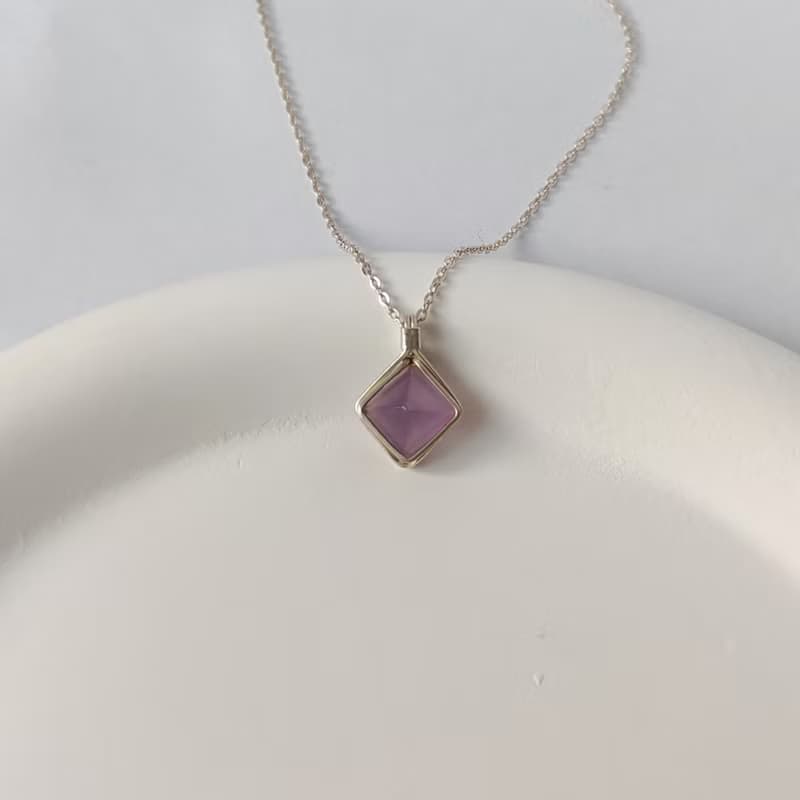 紫玉髓糖塔吊墜 天然巴西糖包山紫色玉髓項鍊 純銀玉髓菱形吊墜