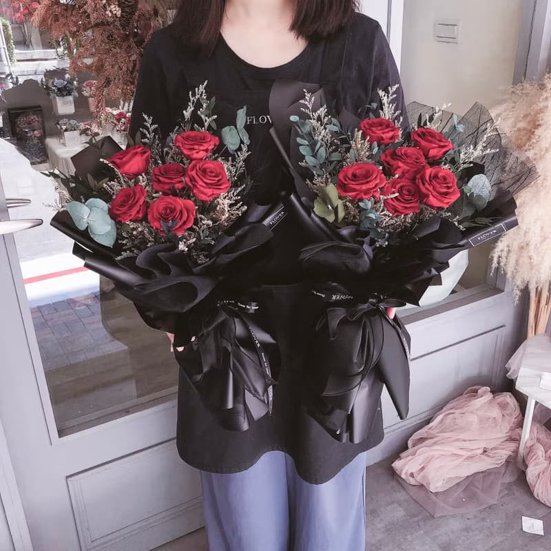 經典紅玫瑰 永生花束