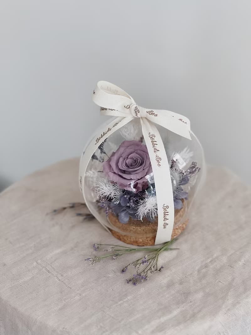 【永生玫瑰花玻璃球】• 情人節禮物/生日禮物/永生花/永生玫瑰花