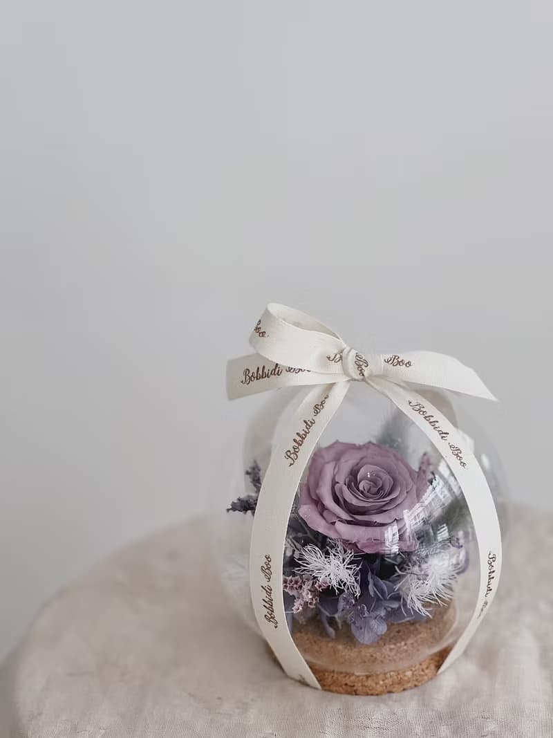 【永生玫瑰花玻璃球】• 情人節禮物/生日禮物/永生花/永生玫瑰花