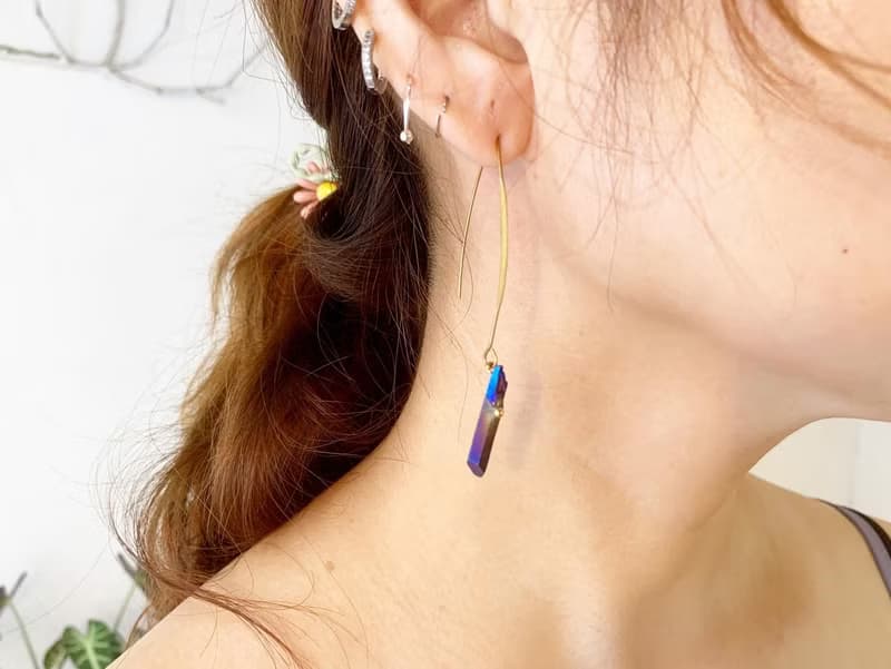 銀河星空系列_彩虹色石英石原礦大銅勾耳環_免費修改夾