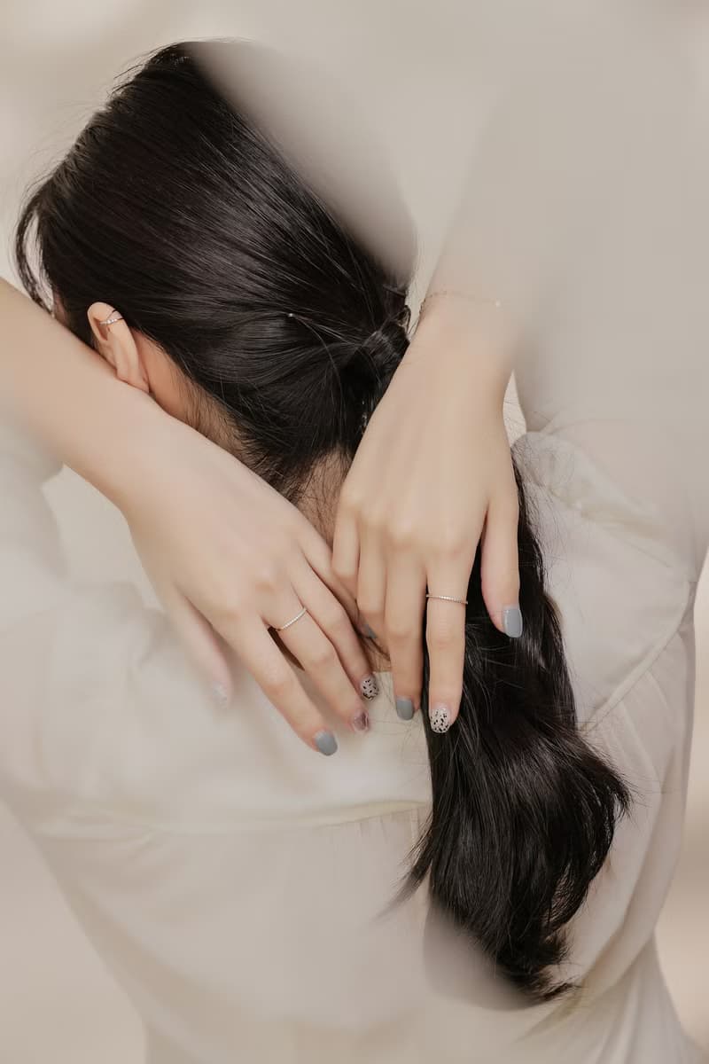 【情人送禮推薦】經典排鑽。純銀戒指