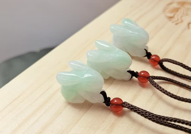 【親翠】天然翡翠 冰果綠胖臀兔兔項鍊 生肖 兔