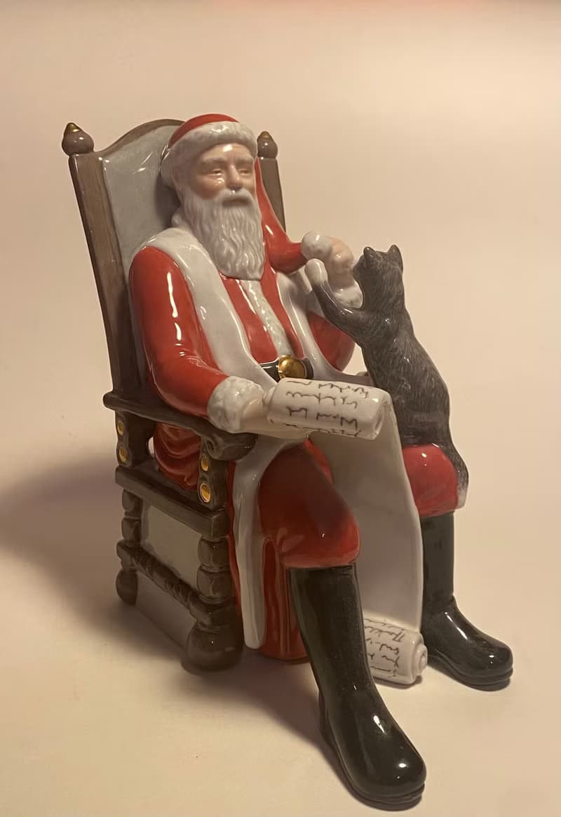 Santa Claus with a Cat by Royal Copenhagen (Denmark)