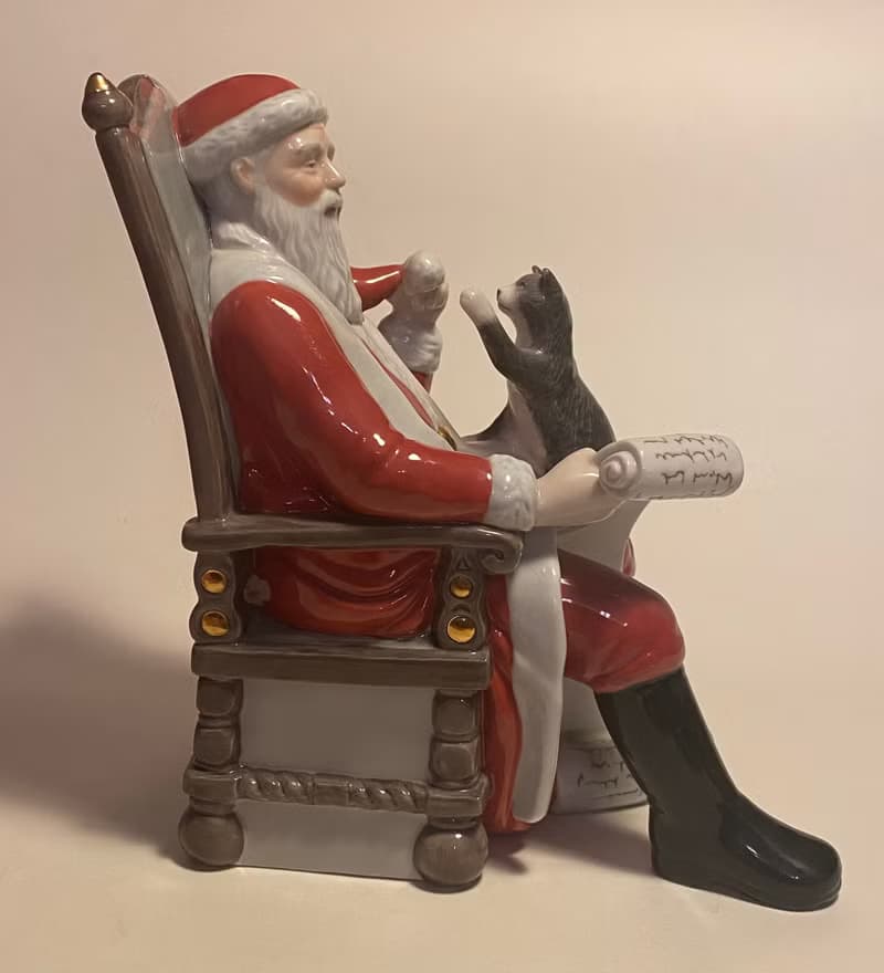 Santa Claus with a Cat by Royal Copenhagen (Denmark)