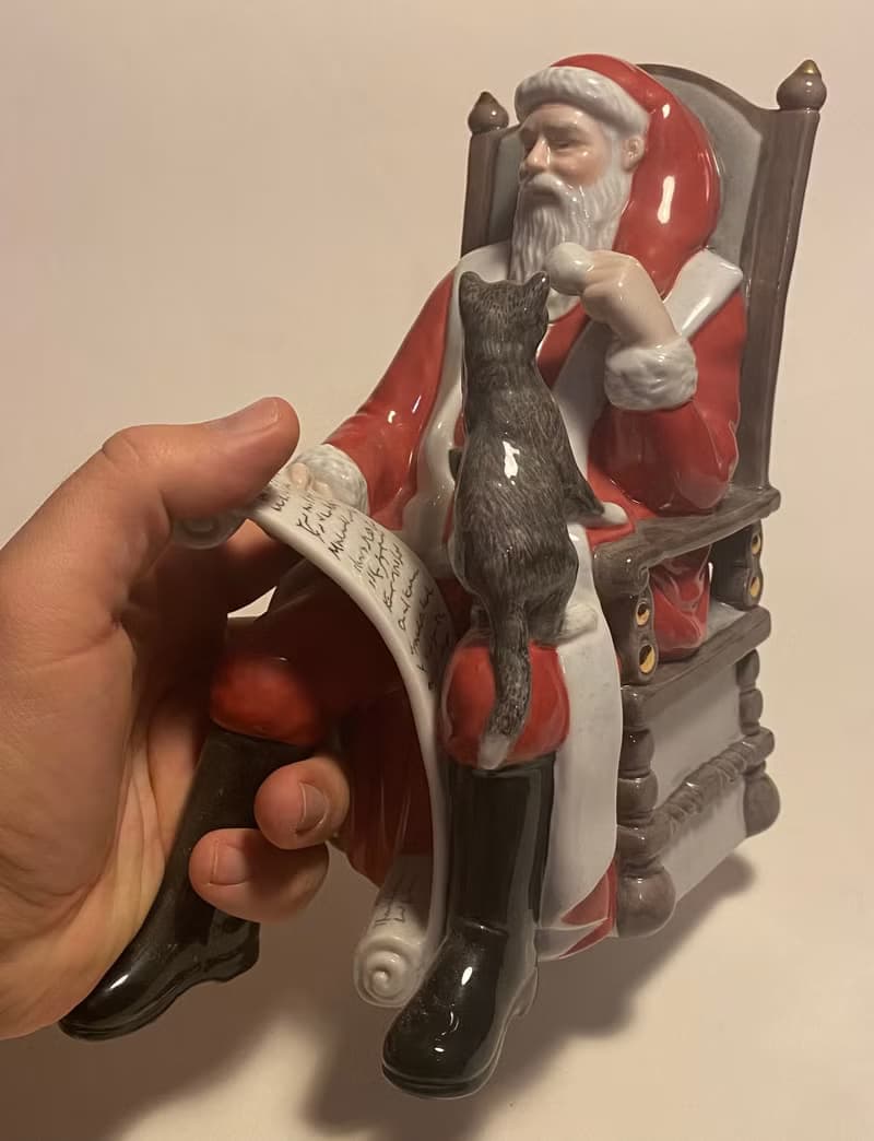 Santa Claus with a Cat by Royal Copenhagen (Denmark)