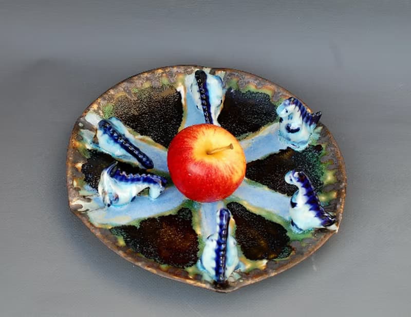 Fancy dish Blue dragons figurines Sculpture Space plate Alien creatures
