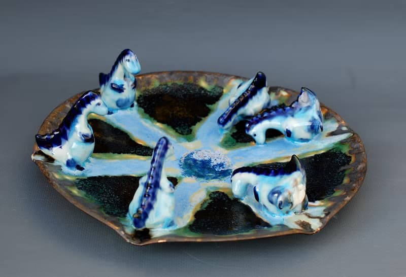 Fancy dish Blue dragons figurines Sculpture Space plate Alien creatures