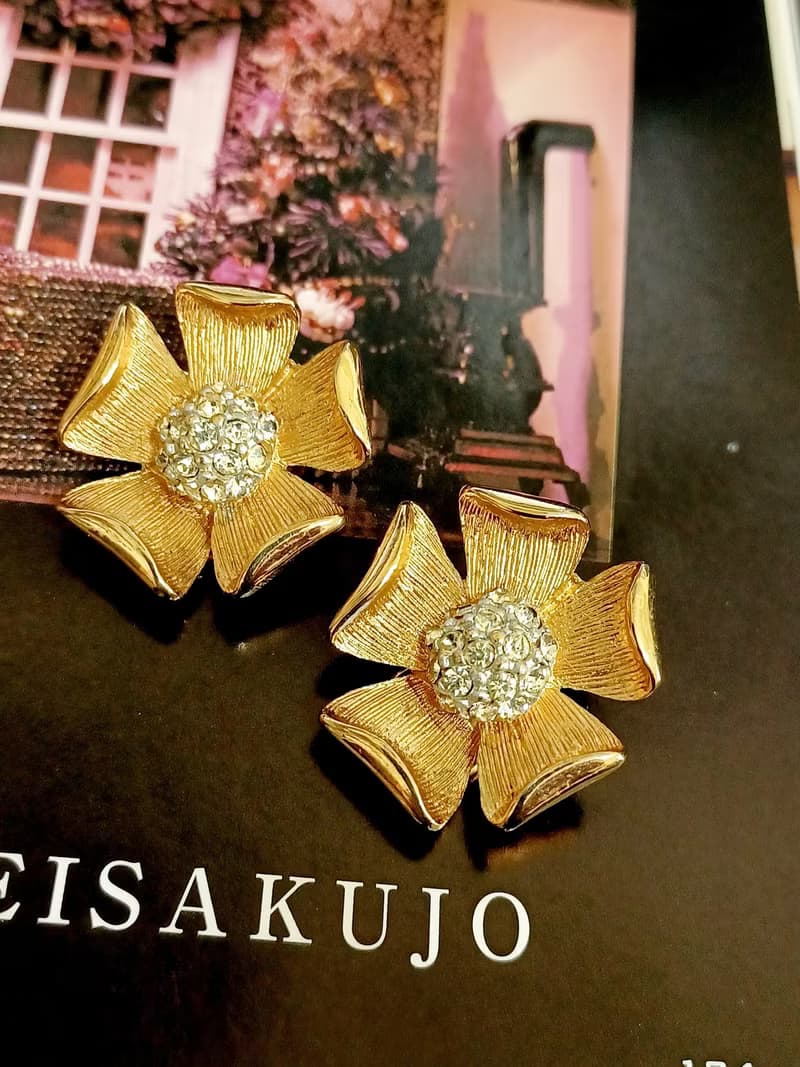 vintage jewelry  典雅刷金花卉萊茵 夾式耳環