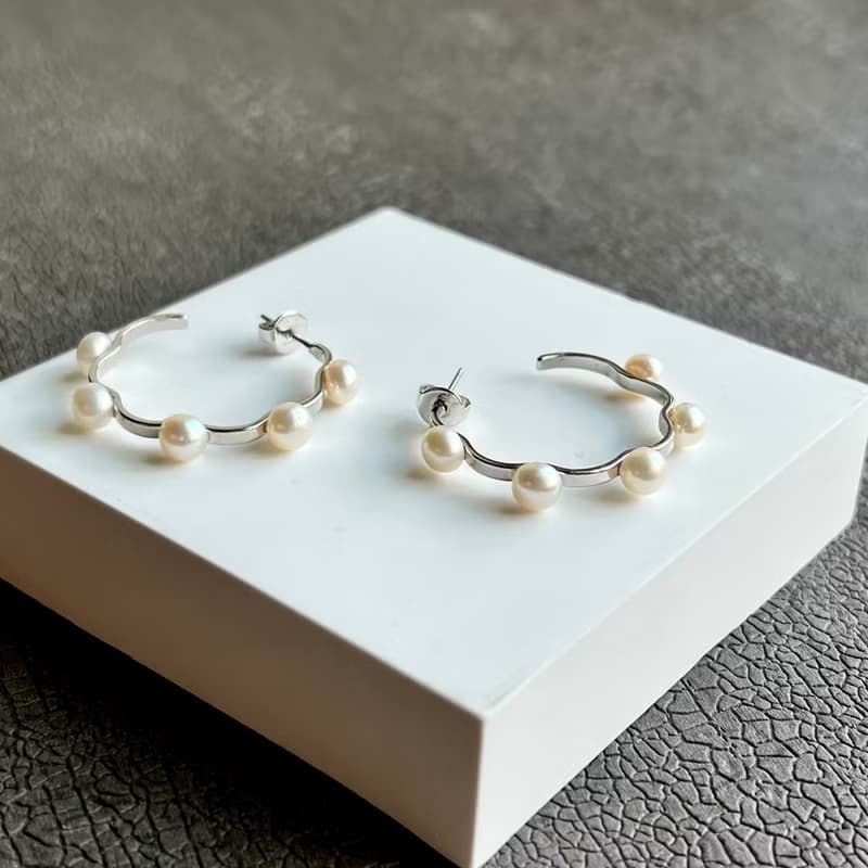 俏麗花邊珍珠耳環 (共兩色)