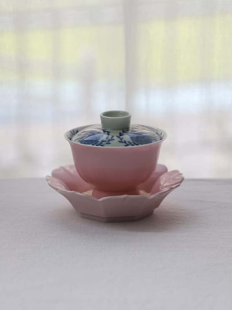 桃粉釉二才高足蓋碗  青花茶具內畫纏枝蓮140ml  手工茶具