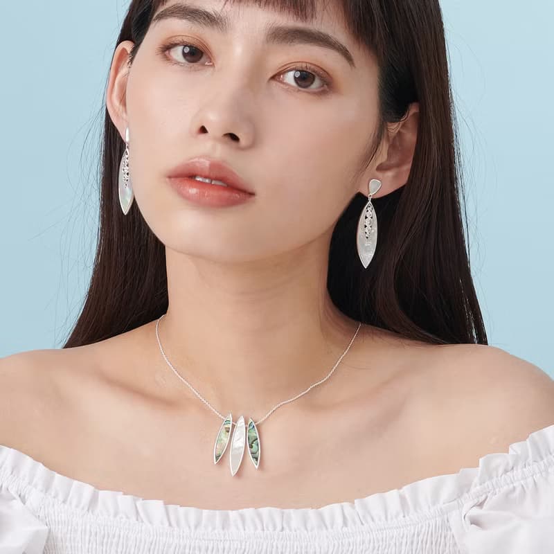 夏葉珍珠母貝鋯石耳環I 海洋風