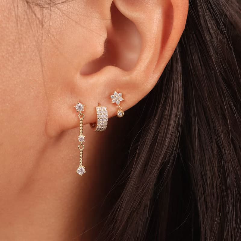 通勤 s925銀閃亮鋯石小眾氛圍感單品 弧度設計感耳釘 女友禮物