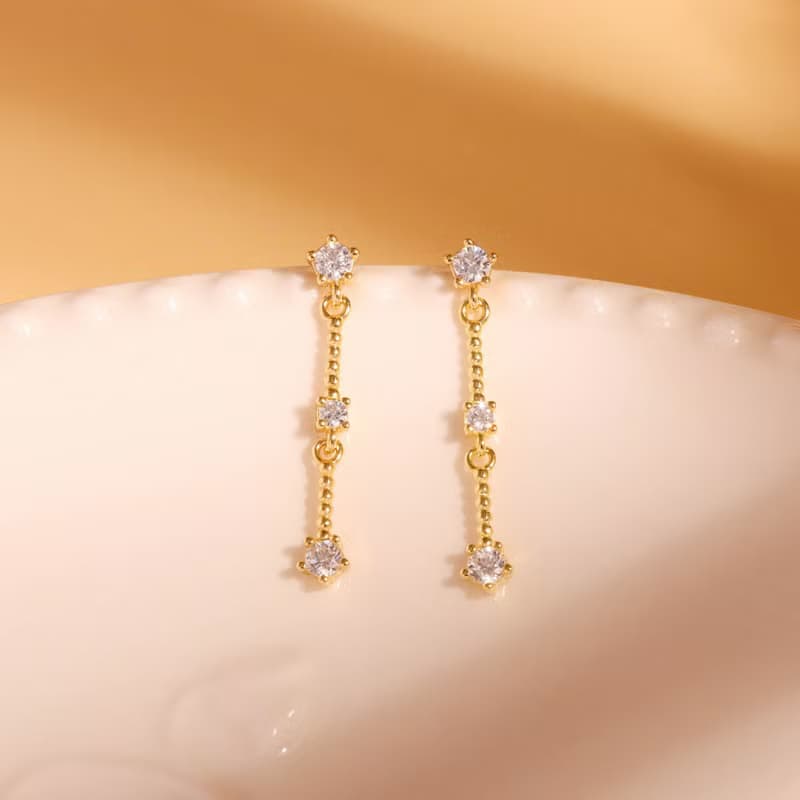 通勤 s925銀閃亮鋯石小眾氛圍感單品 弧度設計感耳釘 女友禮物