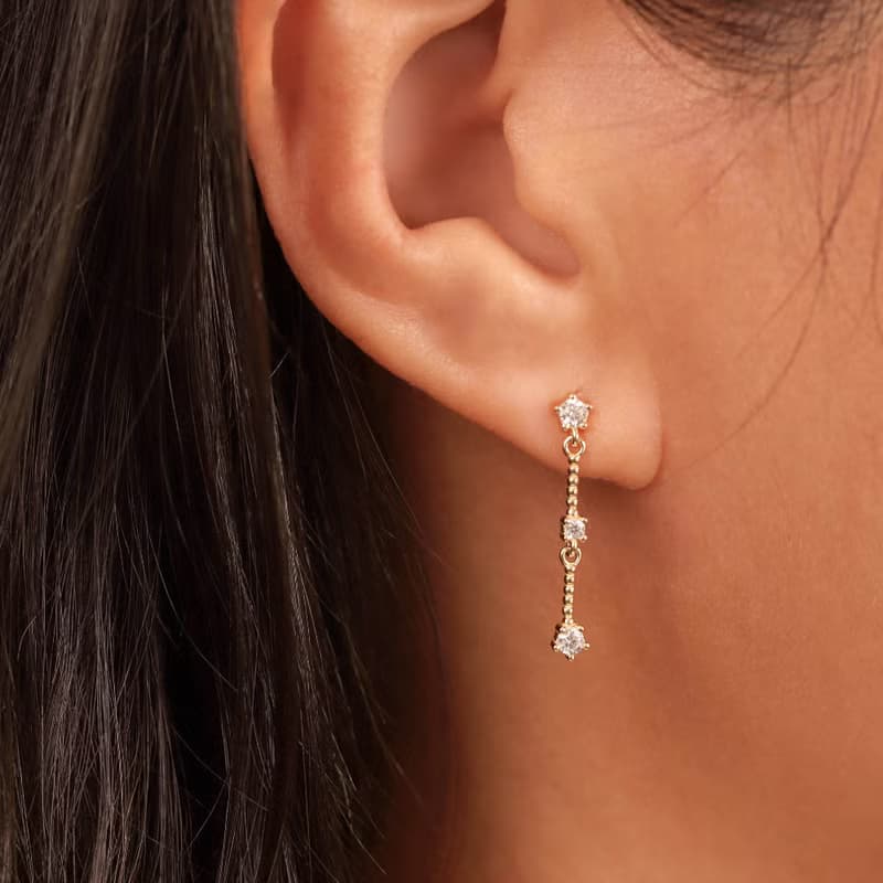 通勤 s925銀閃亮鋯石小眾氛圍感單品 弧度設計感耳釘 女友禮物