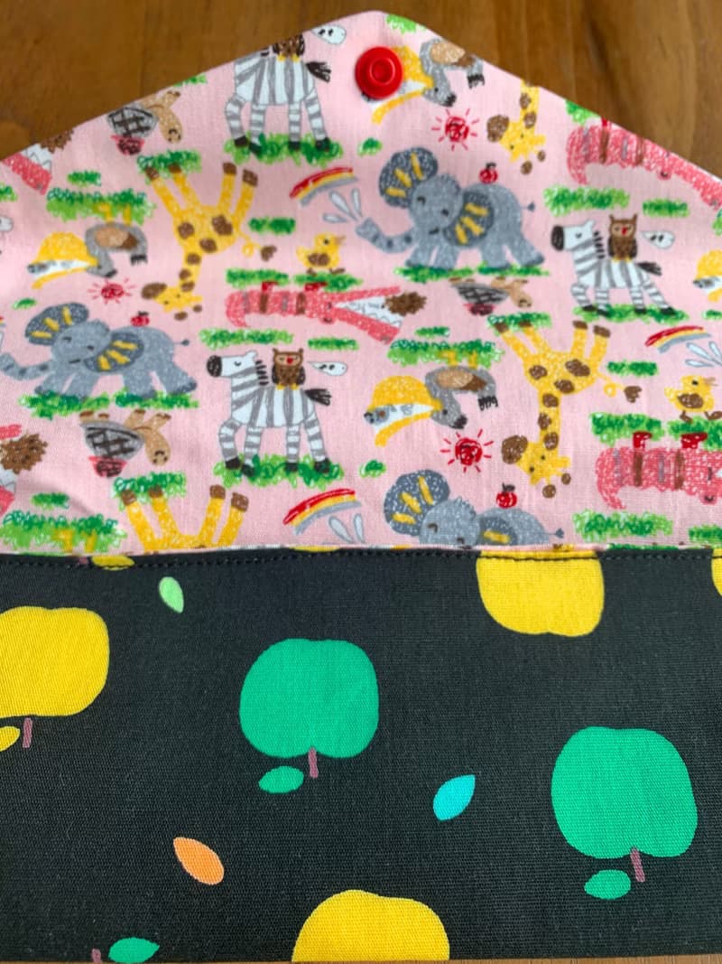 文青風環保筷袋 蘋果咬一口 亮眼黑 手作餐具袋.交換禮物.