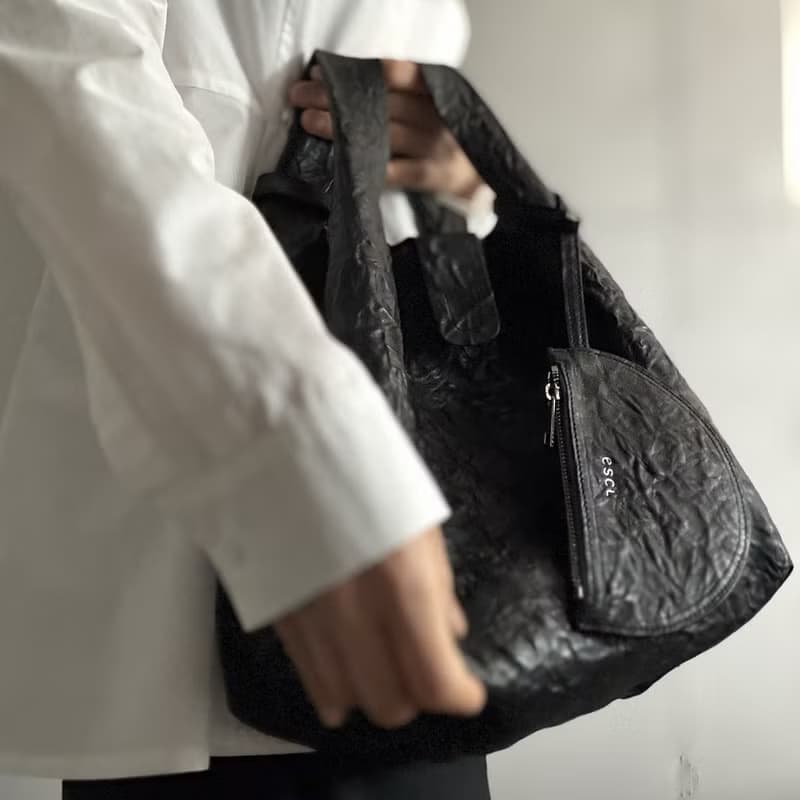 Usual Bag M_Black_Sheep Crinkle_Genuine leather_Shoulder & Crossbody Bag