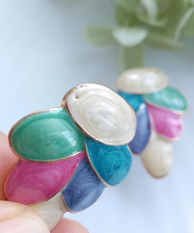 Vintage Jewelry 西洋古董飾品  粉嫩花瓣葉 摩登 針式耳環