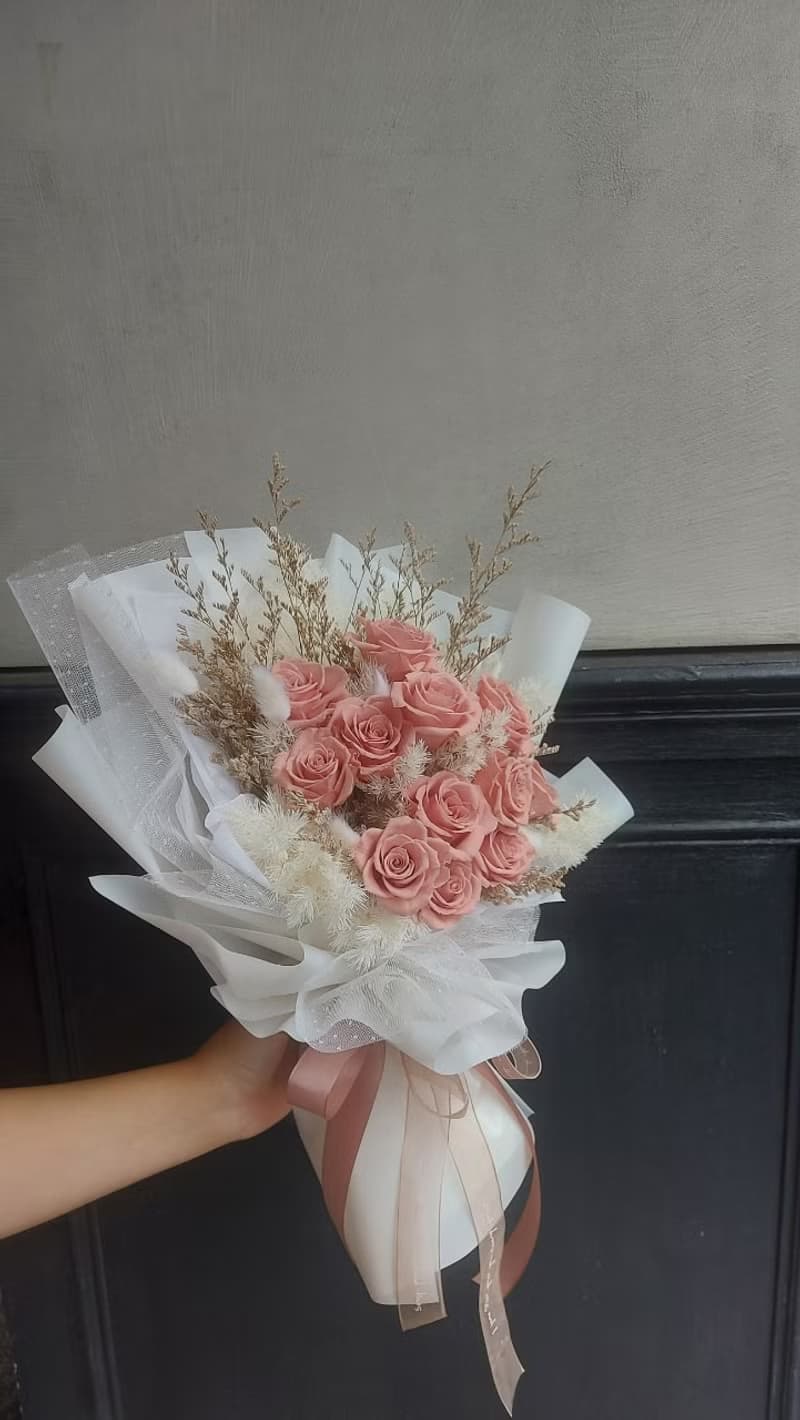 韓式簡約求婚花束永生玫瑰 聖誕節禮物 聖誕節花束 交換禮物