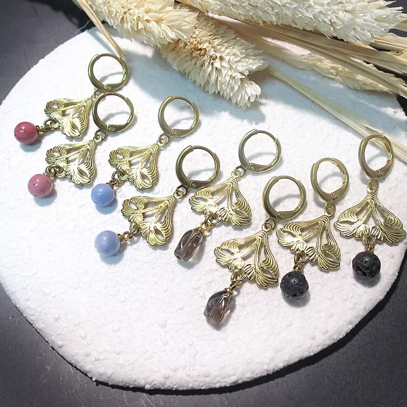 VIIART。舊事-薔薇。薔薇石黃銅耳環-可改夾式